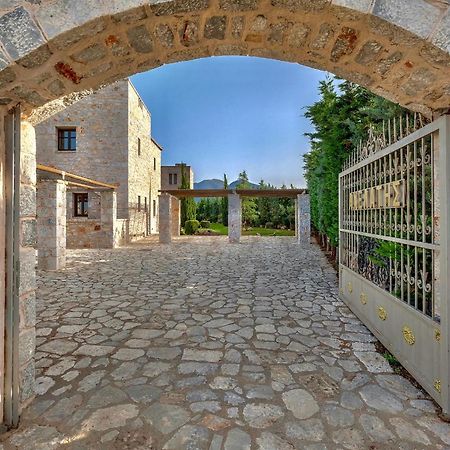 Achelatis Traditional Guest Houses Areopoli Buitenkant foto