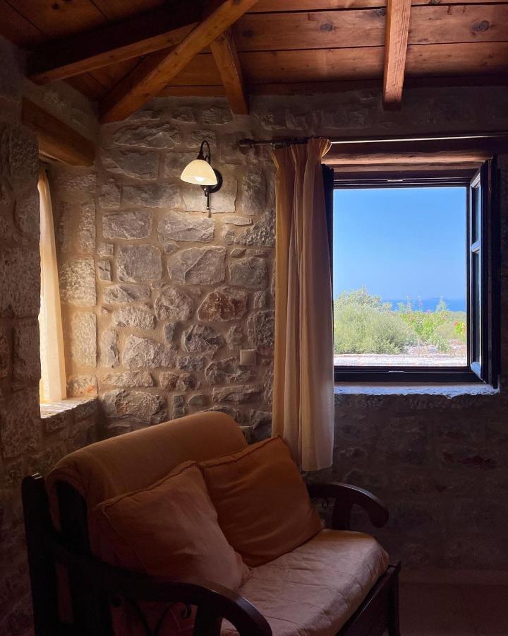 Achelatis Traditional Guest Houses Areopoli Buitenkant foto