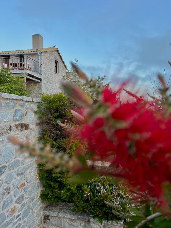 Achelatis Traditional Guest Houses Areopoli Buitenkant foto