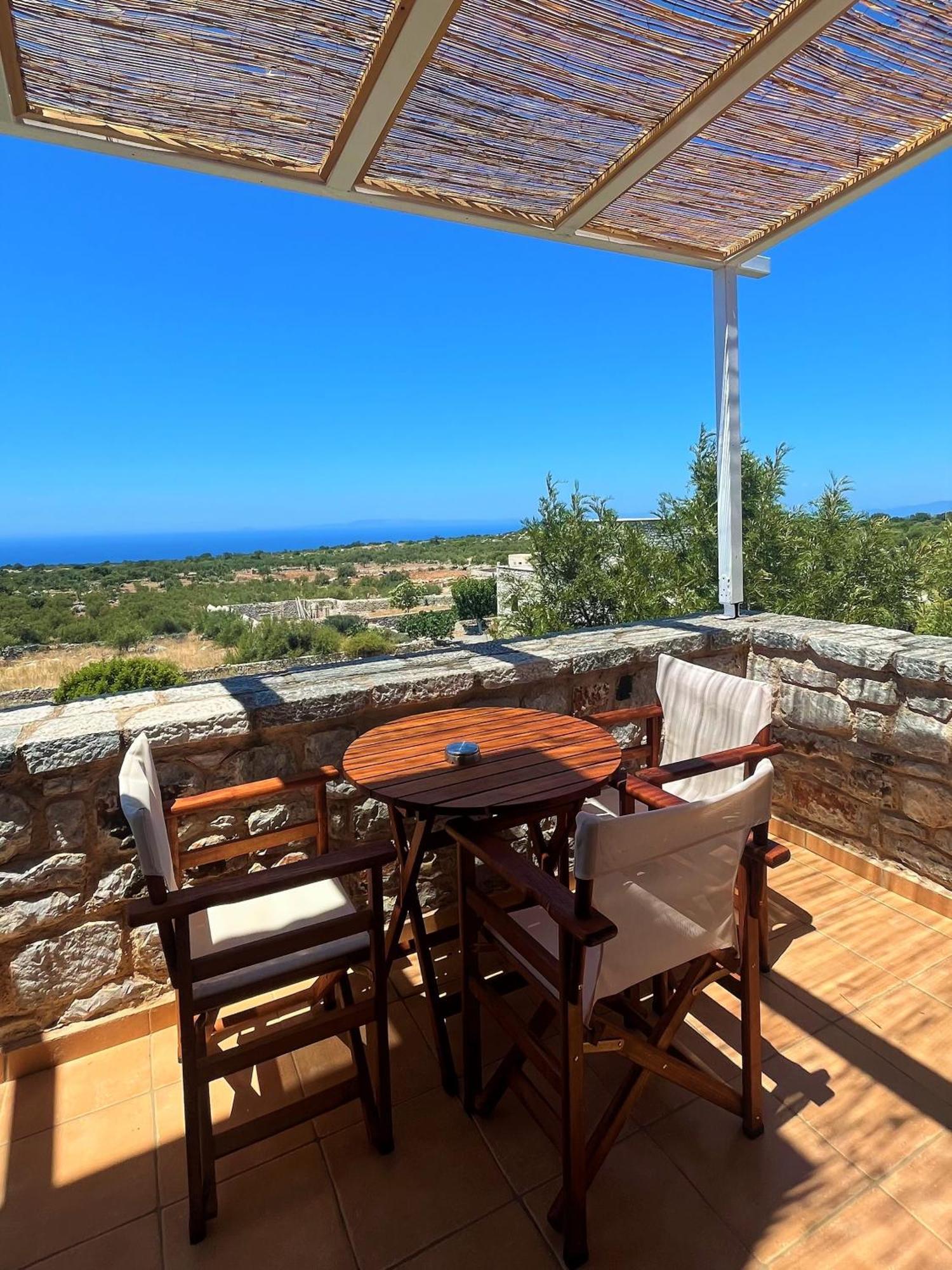Achelatis Traditional Guest Houses Areopoli Buitenkant foto
