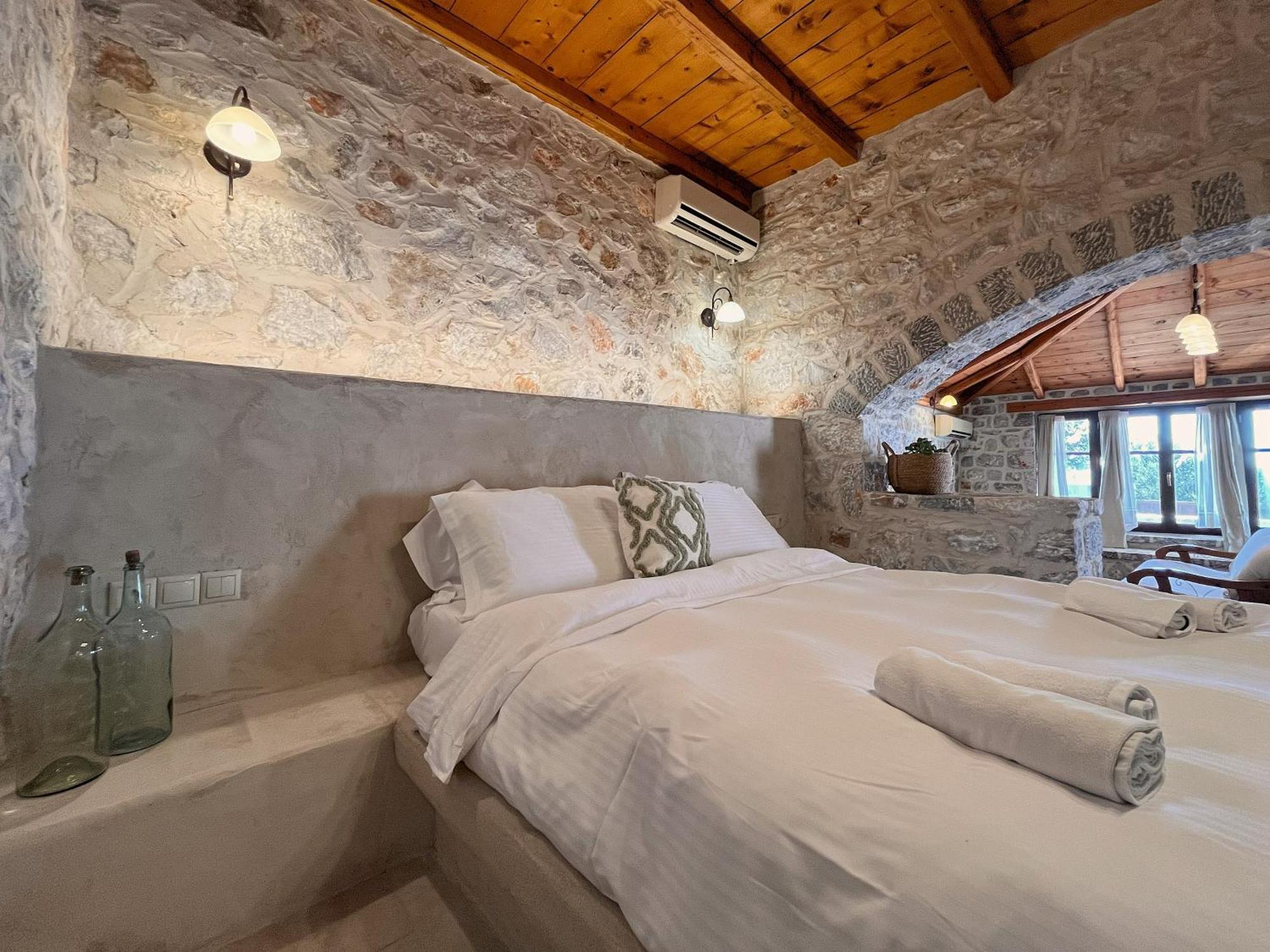 Achelatis Traditional Guest Houses Areopoli Buitenkant foto